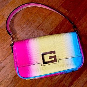 Guess Shoulder Bag -never used, pet free and snails free